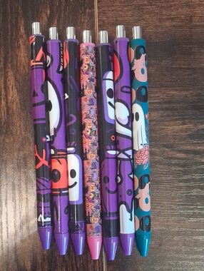 7 Halloween Pen Set!!